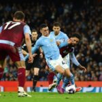 Foden hat-trick keeps Man City in thick of title race